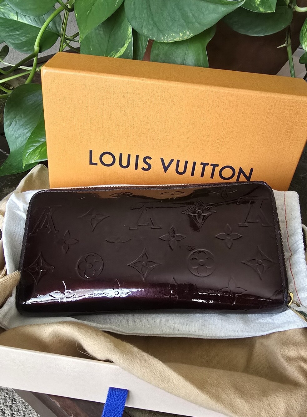 Louis Vuitton Patent Vernis Zip Wallet